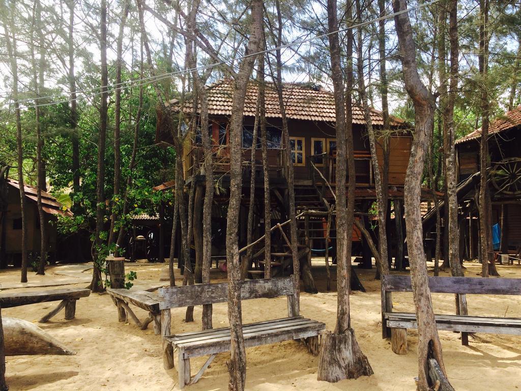 Beach Hut Аругам Экстерьер фото
