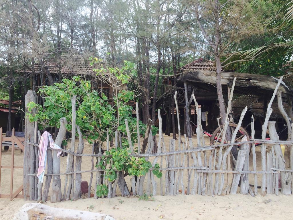 Beach Hut Аругам Экстерьер фото